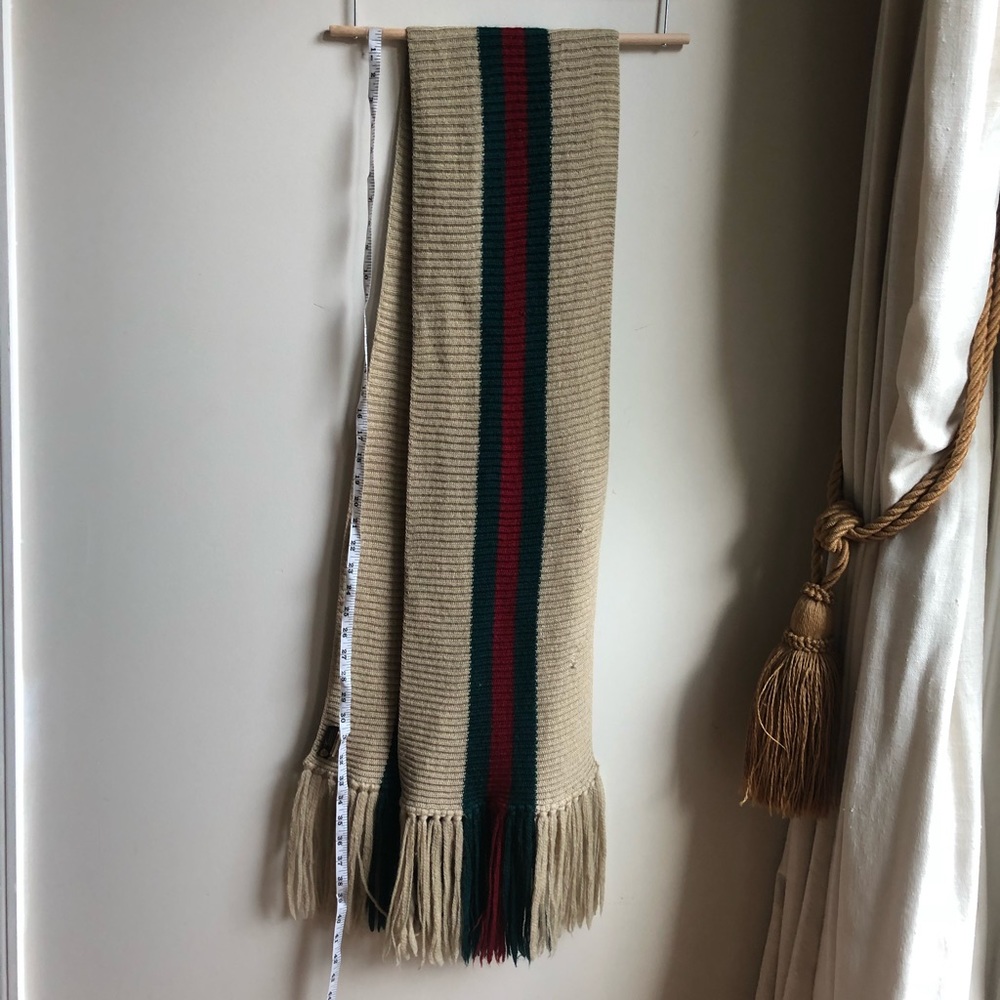 AUTHENTIC GUCCI RARE VINTAGE 1980s SCARF - Picture 10 of 11